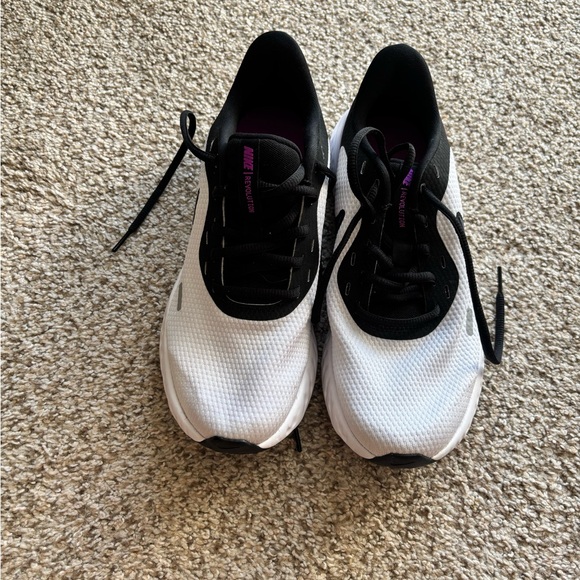 Nike Revolution 5 | 8 - Picture 7 of 7